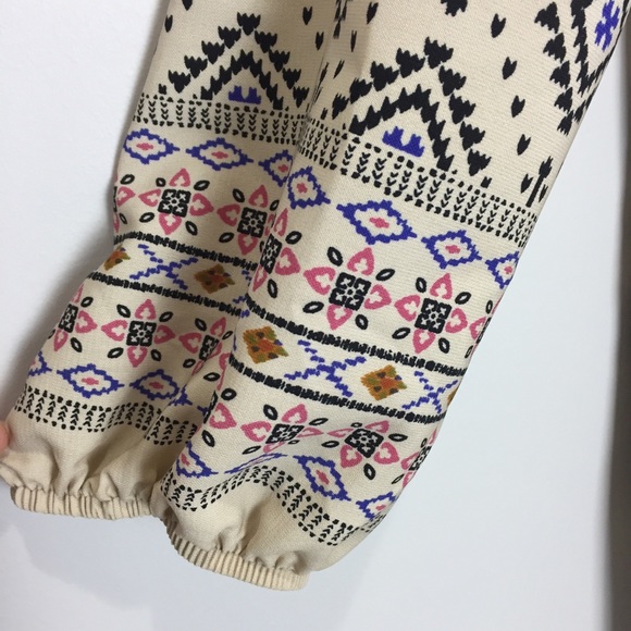 ๐OVI Shift Dress - Picture 3 of 4